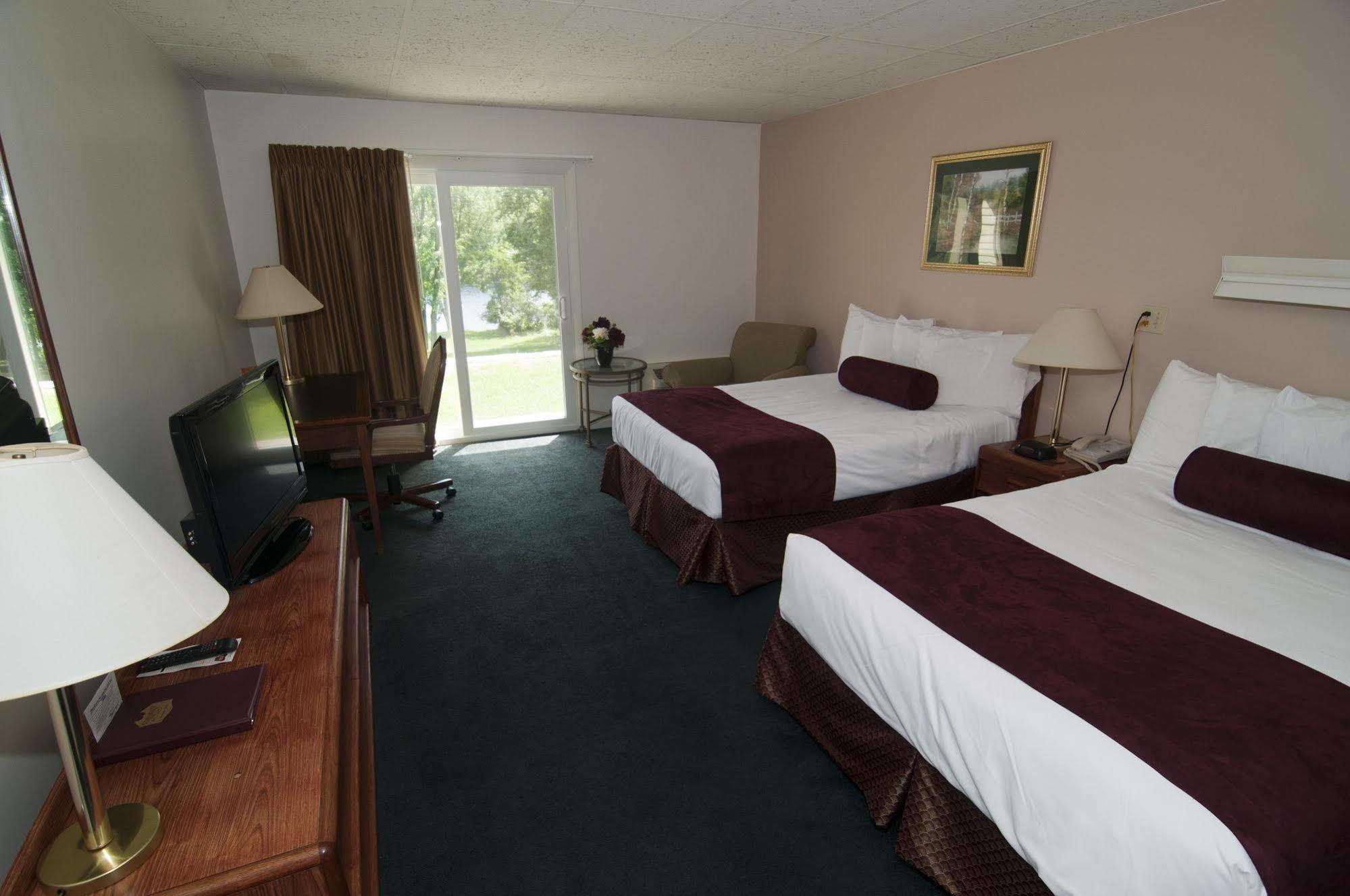 University Inn Academic Suites Orono Ruang foto