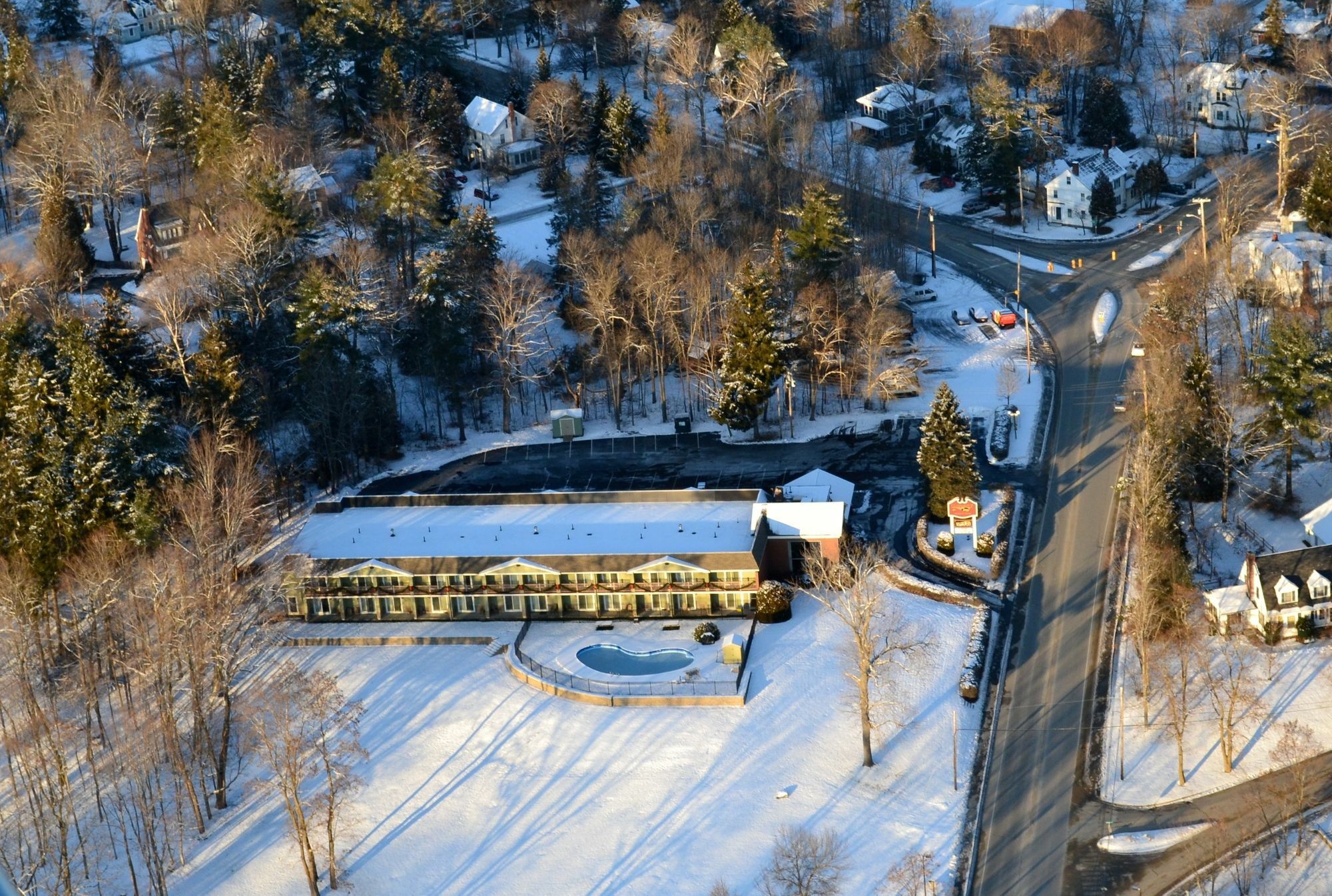 University Inn Academic Suites Orono Bagian luar foto